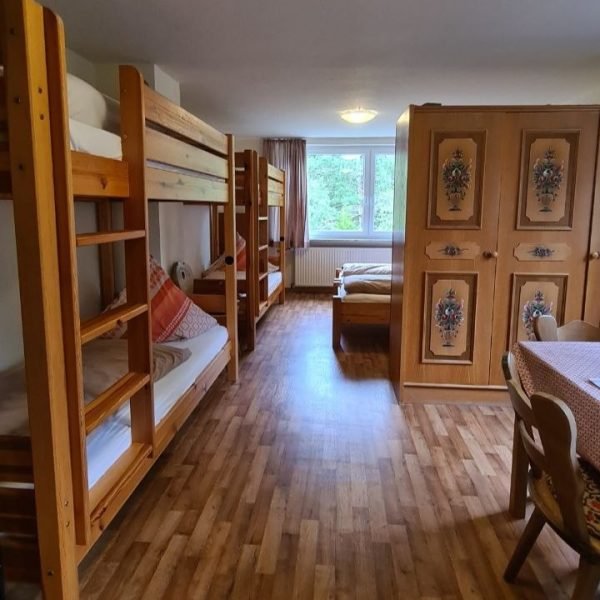 6 Mehrbett