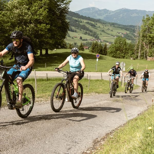E-Bike-Uphill